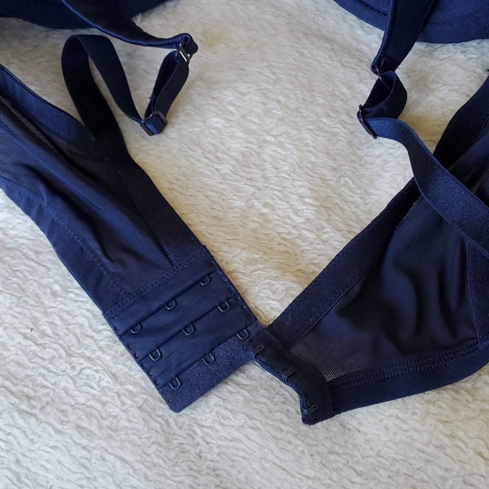 Womens bra - Picture 5 of 7
